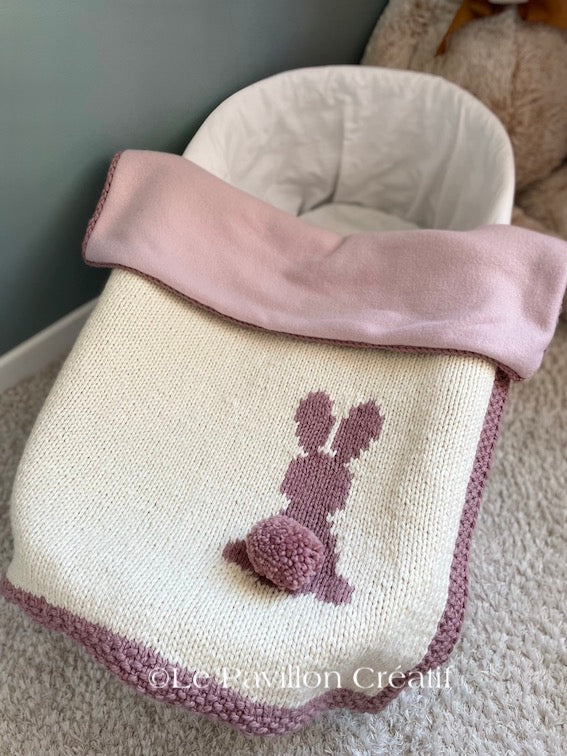 Couverture bébé en laine Lapin rose et pompon