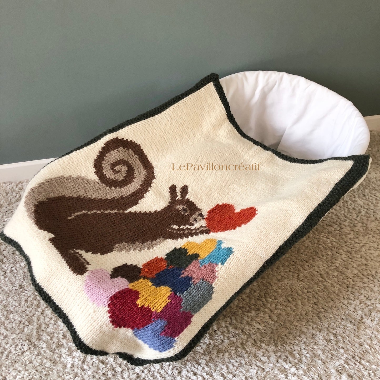 Squirrel and heart Blanket
