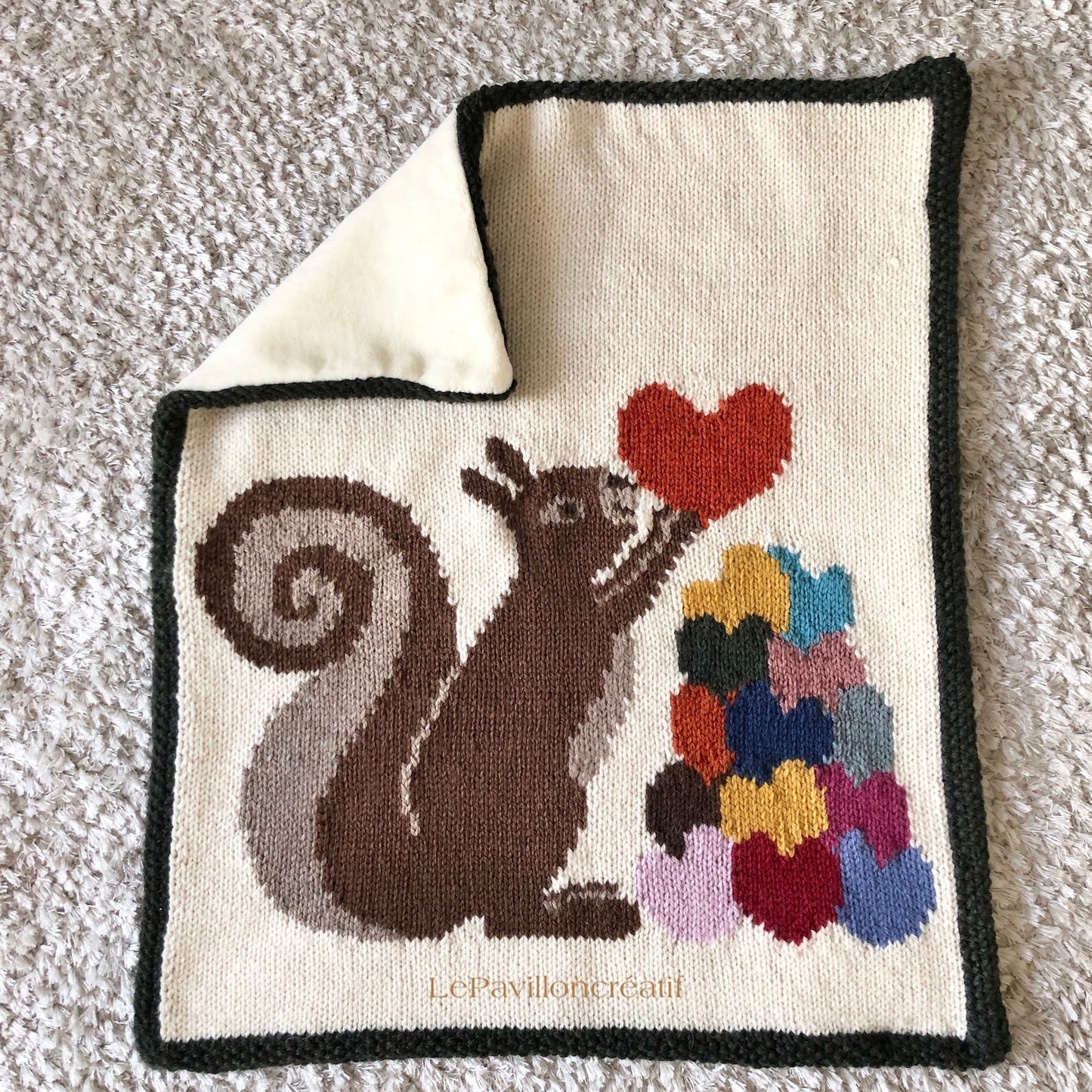 Squirrel and heart Blanket